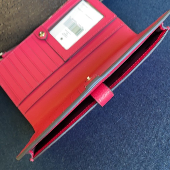 Kate Spade leila medium universal phone wristlet - Picture 15 of 16